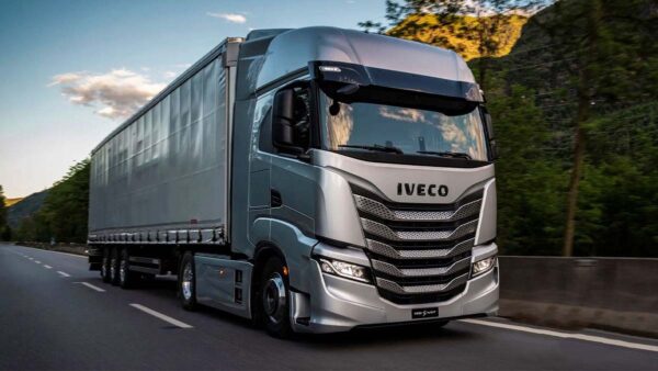 کامیون کشنده_IVECO S-WAY